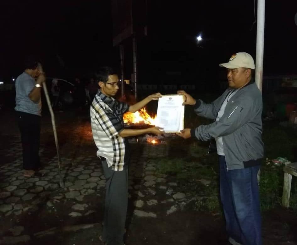 Pemusnahan Surat Suara Berlebih Di Halaman GOR Panunjung Tarung Kuala Kapuas