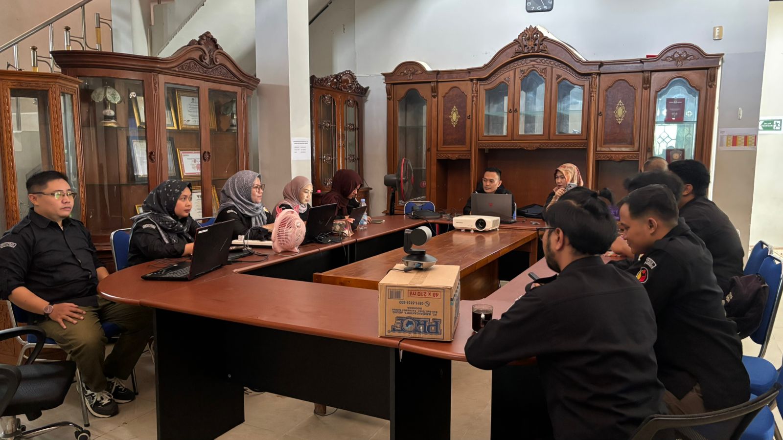 Launching Program Kajian Hukum dan Demokrasi via Zoom